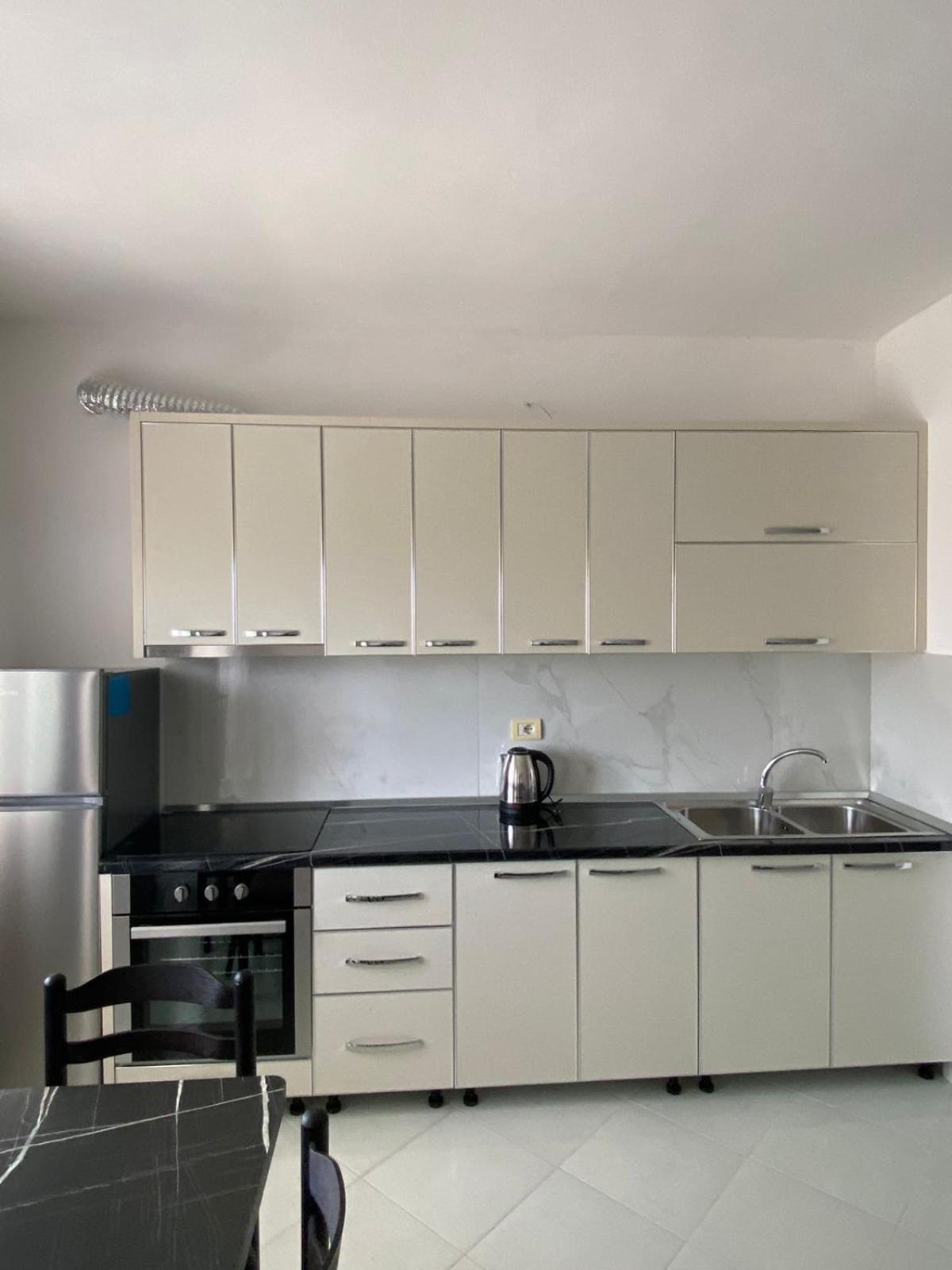 Emmy Appartement Durrës